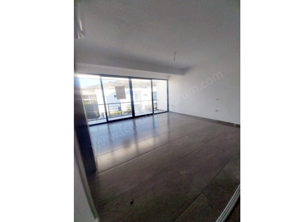 Turgutreis Mah. Bodrum Kiralık Ofis / Büro |  1+1 Oda | 55M2 Aylık 39.000Tl | Klima | 1 Banyo Resim-2