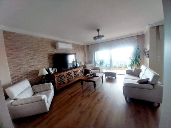 Karabağ Mah. Bodrum Satılık Daire |  3+1 Oda | 121M2 14.900.000Tl  Krediye Uygun  Eşyalı  | 2. Kat | Klima | 1 Banyo | 3 Yatak Odası Resim-3