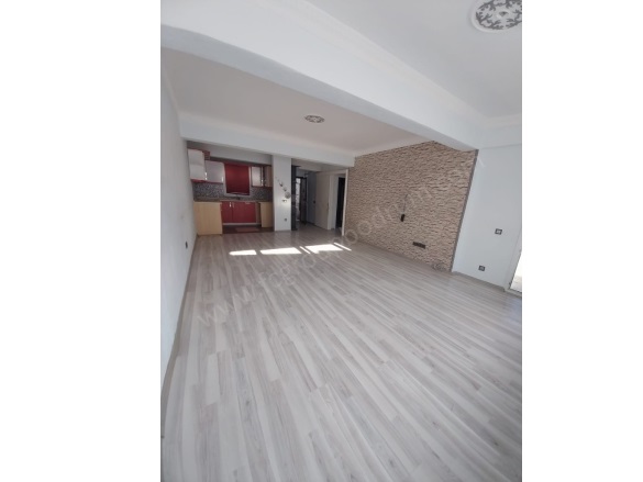 Akçaalan Mah. Bodrum Satılık Daire |  2+1 Oda | 75M2 5.500.000Tl | 2. Kat | Klima Resim-3