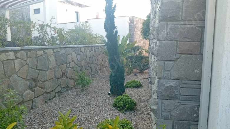 Bodrum Gümüşlükte Havuzlu Lux Sitede Eşyasız 3+1 Dubleks Kiralık Villa Peksimet Mah Fc Group