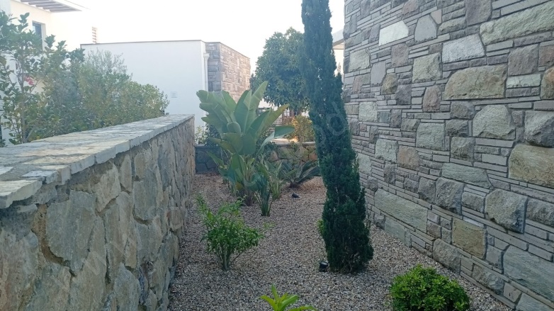 Peksimet Mah. Bodrum Kiralık Villa |  3+1 Oda | 107M2 Yıllık 75.000Tl | Bahçe Dubleksi | Vrv | 2 Banyo | 3 Yatak Odası Resim-3