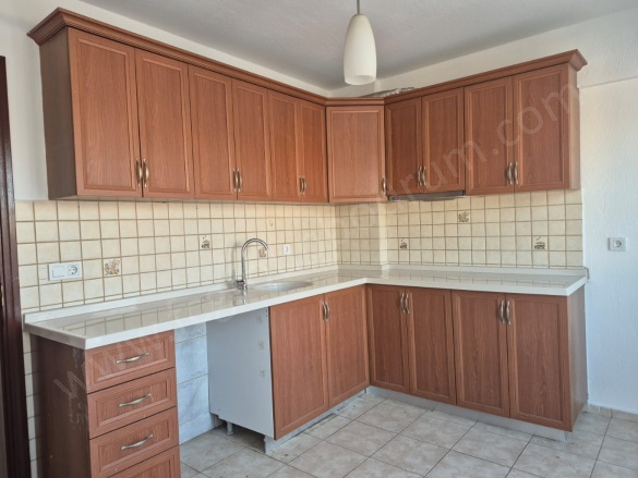 Turgutreis Mah. Bodrum Kiralık Daire |  1+1 Oda | 115M2 Aylık 35.000Tl | 3. Kat | Klima | 1 Banyo | 1 Yatak Odası Resim-4