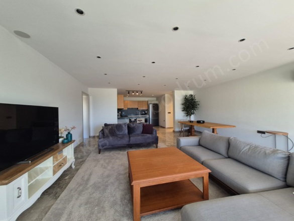 Karabağ Mah. Bodrum Kiralık Daire |  2+1 Oda | 165M2 Yıllık 90.000Tl Eşyalı  | Bahçe Katı | Klima | 2 Banyo | 2 Yatak Odası Resim-4