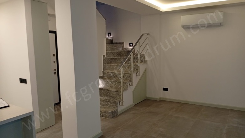 Turgutreis Mah. Bodrum Satılık Müstakil Ev |  2+1 Oda | 93M2 16.600.000Tl  Krediye Uygun  | Bahçe Dubleksi | Klima | 1 Banyo | 2 Yatak Odası Resim-3