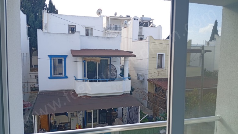 Turgutreis Mah. Bodrum Satılık Daire |  3+1 Oda | 99M2 9.000.000Tl  Krediye Uygun  | Ters Dubleks | Klima | 2 Banyo | 3 Yatak Odası Resim-2