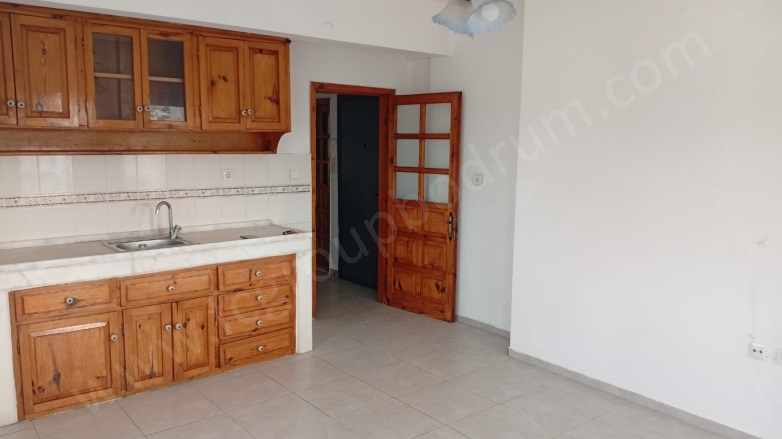 Akçaalan Mah. Bodrum Kiralık Daire |  2+1 Oda | 64M2 Aylık 32.000Tl | 2. Kat | Klima | 1 Banyo | 2 Yatak Odası Resim-3