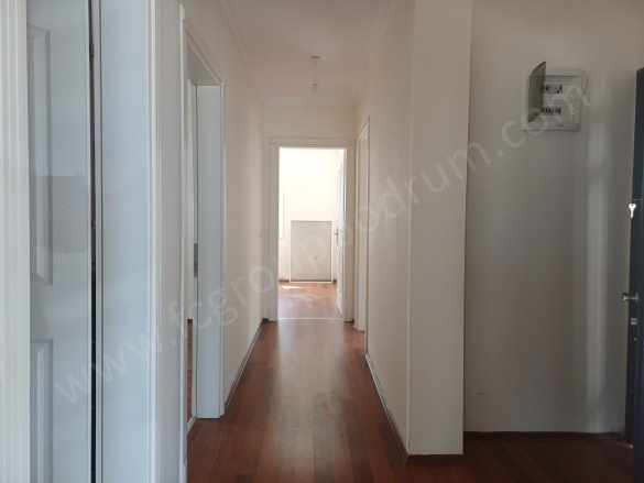 Turgutreiste Ful Manzaralı Çift Banyolu Geniş Balkonlu Eşyasız 3+1 Ara Kat Kiralık Daire Bodrum Turgutreis Mah Fc Group