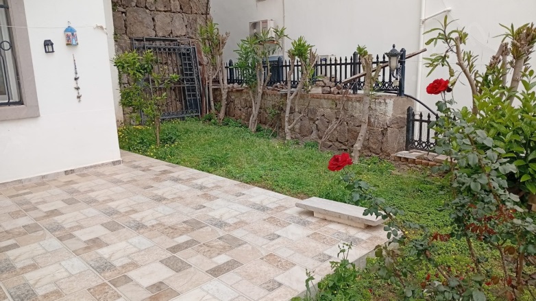 Karabağ Mah. Bodrum Kiralık Daire |  2+1 Oda | 88M2 Yıllık 48.000Tl Eşyalı  | Bahçe Katı | Klima | 1 Banyo | 2 Yatak Odası Resim-3