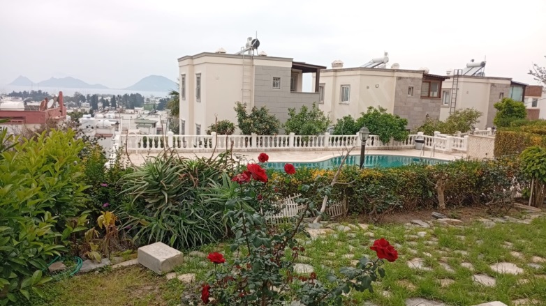 Karabağ Mah. Bodrum Kiralık Daire |  2+1 Oda | 88M2 Yıllık 48.000Tl Eşyalı  | Bahçe Katı | Klima | 1 Banyo | 2 Yatak Odası Resim-4