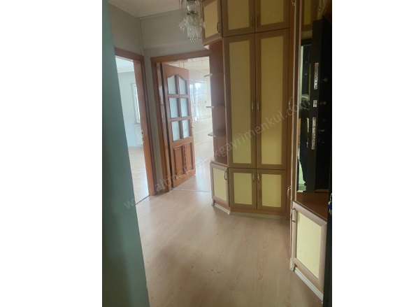 Cumhuriyet Mah. Nilüfer Kiralık Daire |  3+1 Oda | 130M2 Aylık 26.000Tl | 4. Kat | Doğalgaz(Kombi) | 1 Banyo | 1 Yatak Odası Resim-4