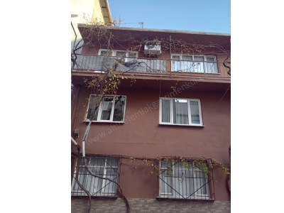 Mimarsinan Mahallesinde Bahçeli 3 Katlı Satılık Bina 6+3 Yıldırım Mah