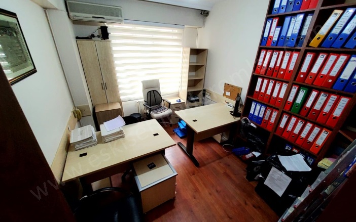 İstiklal Mah. Odunpazarı Satılık Daire |  3+1 Oda | 125M2 5.300.000Tl  Krediye Uygun  | 1. Kat | Doğalgaz(Kombi) | 1 Banyo | 3 Yatak Odası Resim-3