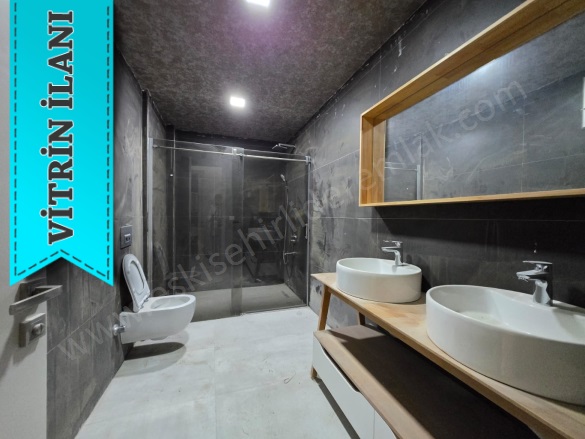 Sümer Mah. Odunpazarı Kiralık Daire |  4+1 Oda | 210M2 Aylık 55.000Tl  Krediye Uygun  | 2. Kat | Yerden Isıtma | 2 Banyo | 4 Yatak Odası Resim-3