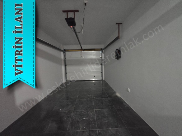 Sümer Mah. Odunpazarı Kiralık Daire |  4+1 Oda | 210M2 Aylık 55.000Tl  Krediye Uygun  | 2. Kat | Yerden Isıtma | 2 Banyo | 4 Yatak Odası Resim-4