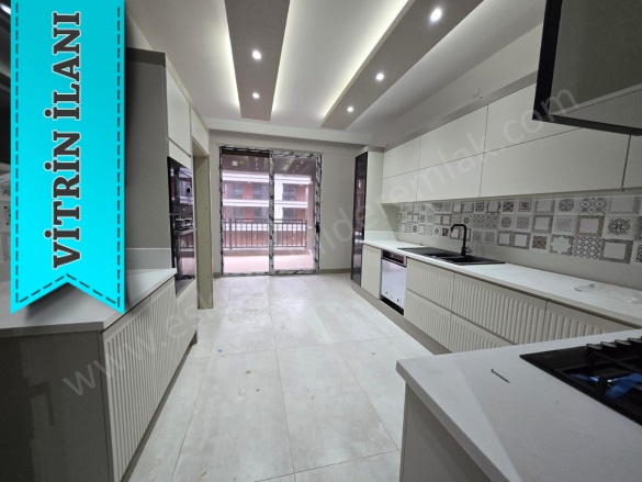 Sümer Mah. Odunpazarı Kiralık Daire |  4+1 Oda | 210M2 Aylık 55.000Tl  Krediye Uygun  | 2. Kat | Yerden Isıtma | 2 Banyo | 4 Yatak Odası Resim-5