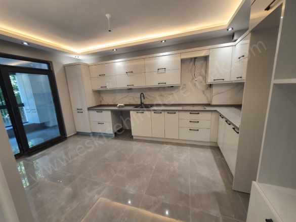 Eskişehir Sarar Avm Yakını Satılık Daire 3+1 150M2 Ler Tepebaşı Merkez Yeni Mah