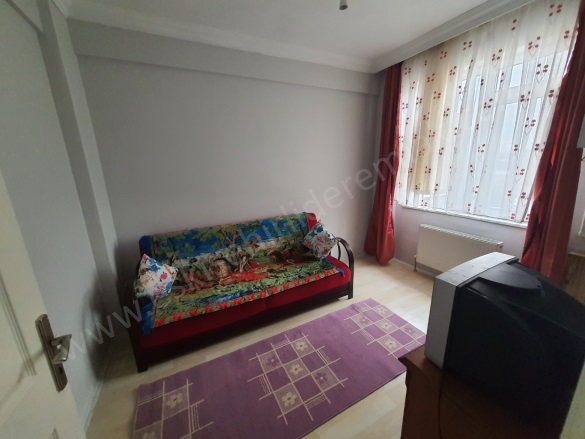 Şirintepe Mah. Tepebaşı Kiralık Daire |  1+1 Oda | 55M2 Aylık 13.500Tl | 4. Kat | Doğalgaz(Kombi) | 1 Banyo | 1 Yatak Odası Resim-4