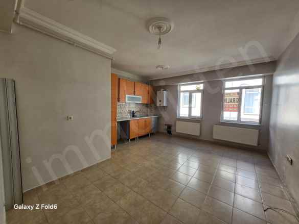 Wohnung Mieten In  Türkei, Eskisehir, Odunpazari, Buyukdere Str., 90 m2 | 2+1 Zimmer | 1 Bad | 2 Schlafzimmer-4