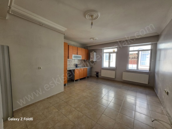 Büyükdere Mah. Odunpazarı Kiralık Daire |  2+1 Oda | 90M2 Aylık 17.000Tl | 2. Kat | Doğalgaz(Kombi) | 1 Banyo | 2 Yatak Odası Resim-4