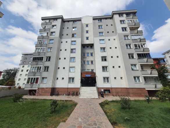 Eskişehir Büyükdere Mahallesi Irmak Sitesinde Satılık Daire 3+1 160M2 Odunpazarı