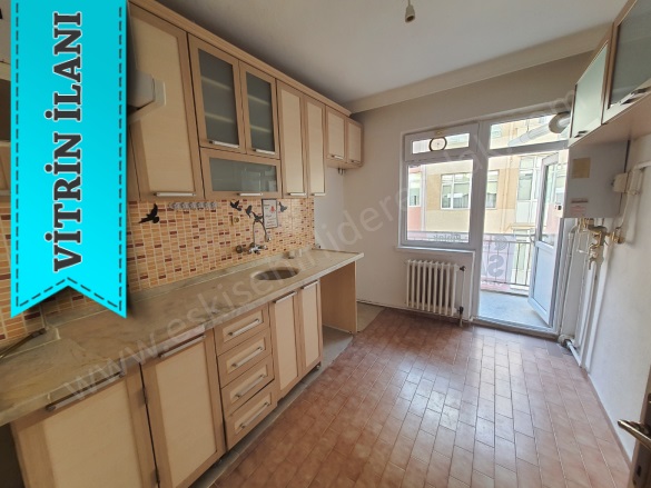 Vişnelik Mah. Odunpazarı Satılık Daire |  3+1 Oda | 130M2 2.649.000Tl  Krediye Uygun  | 2. Kat | Doğalgaz(Kombi) | 1 Banyo | 3 Yatak Odası Resim-5