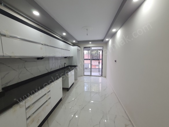 Osmangazi Mah. Odunpazarı Satılık Daire |  3+1 Oda | 125M2 6.300.000Tl  Krediye Uygun  | 3. Kat | Yerden Isıtma | 2 Banyo | 3 Yatak Odası Resim-3