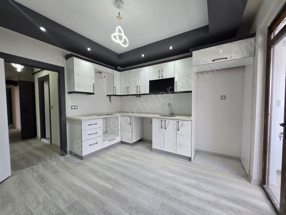 Esentepe Mah. Tepebaşı Satılık Daire |  3+1 Oda | 120M2 4.250.000Tl | 1. Kat | Doğalgaz(Kombi) | 1 Banyo | 1 Yatak Odası Resim-5