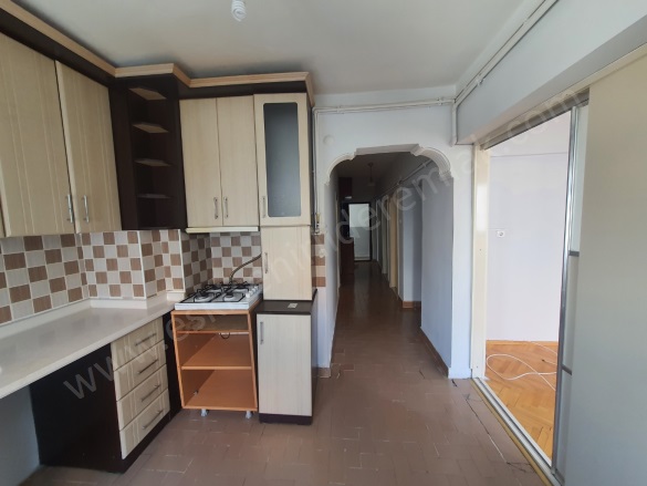 Ağaçhisar Mah. Alpu Satılık Daire |  3+1 Oda | 130M2 3.000.000Tl | 9. Kat | Merkezi Isınma | 1 Banyo | 3 Yatak Odası Resim-5