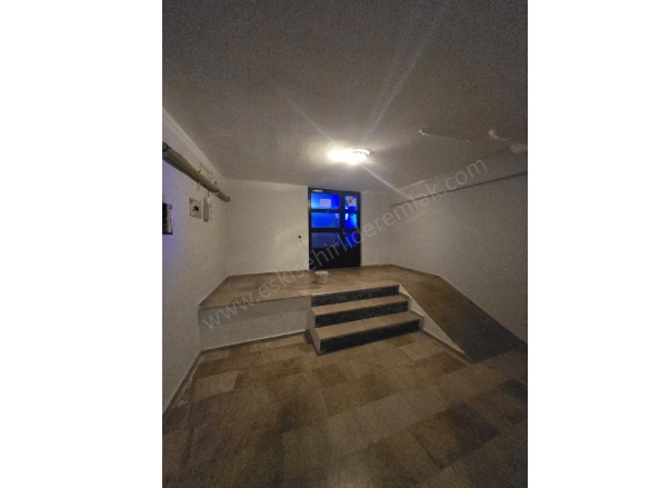 Büyükdere Mah. Odunpazarı Satılık Daire |  1+1 Oda | 55M2 2.100.000Tl  Krediye Uygun  | 3. Kat | Doğalgaz(Kombi) | 1 Banyo | 1 Yatak Odası Resim-5