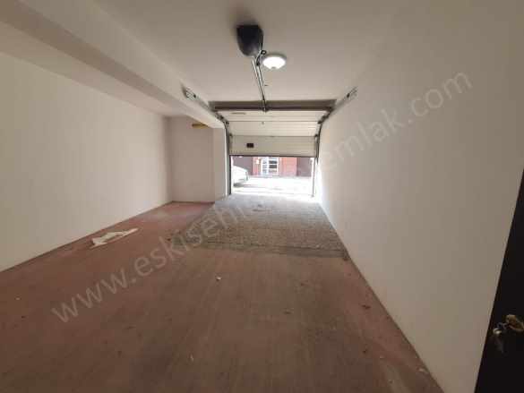 Eskişehir Sümer Mahallesinde Kiralık Daire 3+1 162M2 1 Kat Odunpazarı