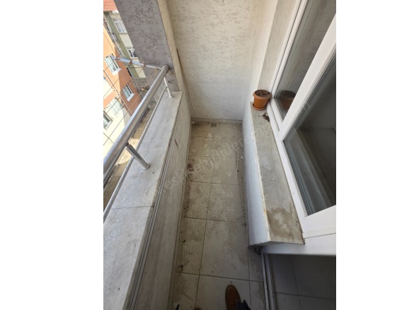 Emek Mah. Odunpazarı Kiralık Daire |  3+1 Oda | 130M2 Yıllık 18.000Tl | 3. Kat | Doğalgaz(Kombi) | 1 Banyo | 1 Yatak Odası Resim-5