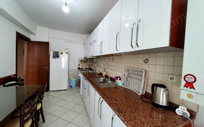 İstiklal Mah. Odunpazarı Kiralık Ofis / Büro |  3+1 Oda | 130M2 Aylık 33.000Tl  Krediye Uygun  | 1. Kat | Doğalgaz(Kombi) | 1 Banyo Resim-4