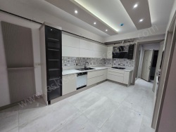 Odunpazarı Sümer Mah. Kiralık Daire 4+1 210 M2 | 4. Kat | Yerden Isıtma | 2 Banyo | 4 Yatak Odası