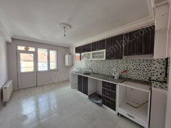 Odunpazarı Emek Mah. Kiralık Daire 3+1 130 M2 | 3. Kat | Doğalgaz(Kombi) | 1 Banyo | 1 Yatak Odası