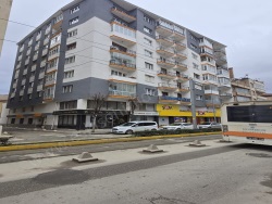 Tepebaşı Mustafa Kemal Paşa Mah. Satılık Daire 3+1 170 M2 | 5. Kat | Merkezi Isınma | 1 Banyo | 3 Yatak Odası