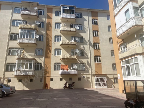 Mahsen Mah. Merzifon Satılık Daire |  3+1 Oda | 110M2 2.300Tl  Krediye Uygun  | 4. Kat | 1 Banyo | 2 Yatak Odası Resim-1