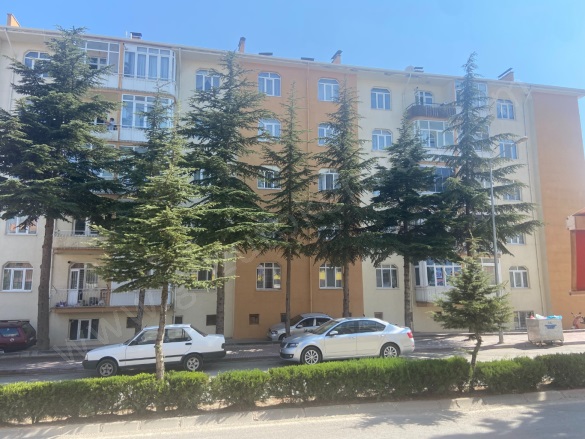 Mahsen Mah. Merzifon Satılık Daire |  3+1 Oda | 110M2 2.300Tl  Krediye Uygun  | 4. Kat | 1 Banyo | 2 Yatak Odası Resim-3