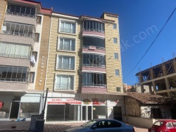 Merzifon Sofular Mah. Satılık Daire 3+1 155 M2 | 4. Kat | Doğalgaz(Kombi) | 1 Banyo | 2 Yatak Odası