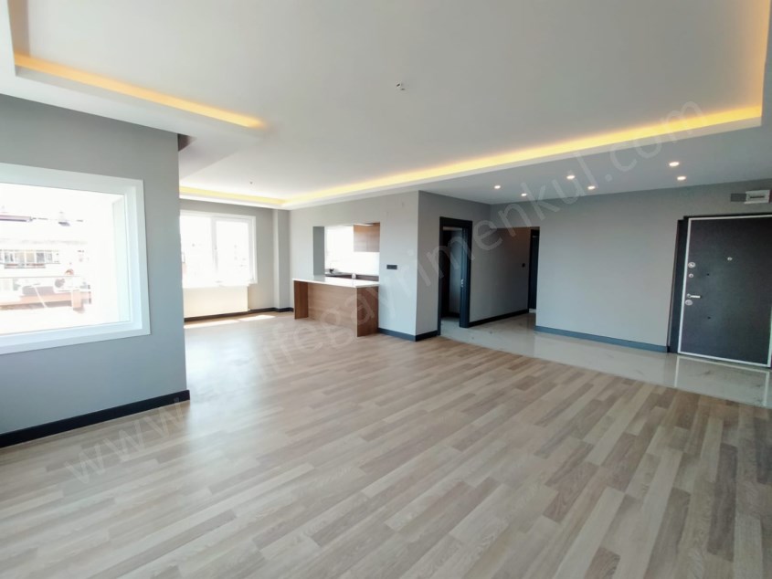 FENERYOLUNDA ÖZGÜRLÜK PARKI MANZARALI ULTRA LÜKS 160m2 3+1 SATILIK