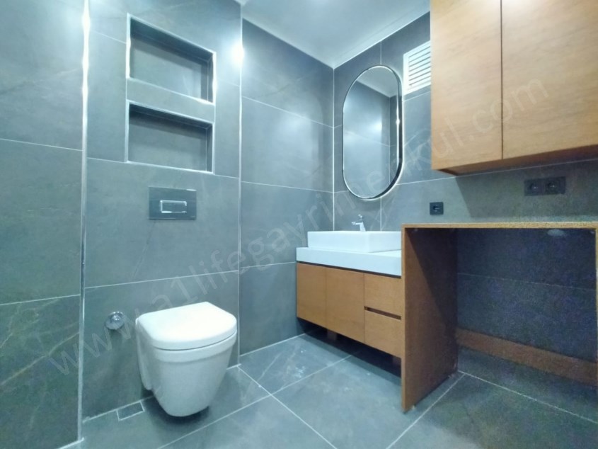 ÇİFTEHAVUZLARDA  KATTA TEK, ÇİFT MUTFAKLI, ÇİFT BALKONLU (4+1) (3+2) SATILIK DAİRE