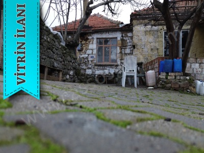 Söğütlü Köyünde Satılık Müstakil Ev Fırsat Bahçeli Taş 2+1 Ayvacık