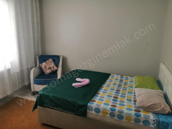 Atatürk Mah. Soma Günlük Kiralık Daire | Günlük 2.000Tl Eşyalı  | 2. Kat | Jeotermal | 1 Banyo | 2 Yatak Odası Resim-4