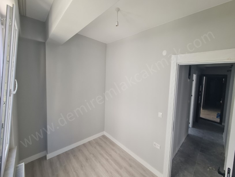 Kartal Çavuşoğlu Yasa Sk. No:8     2+1 Kiralık Daire