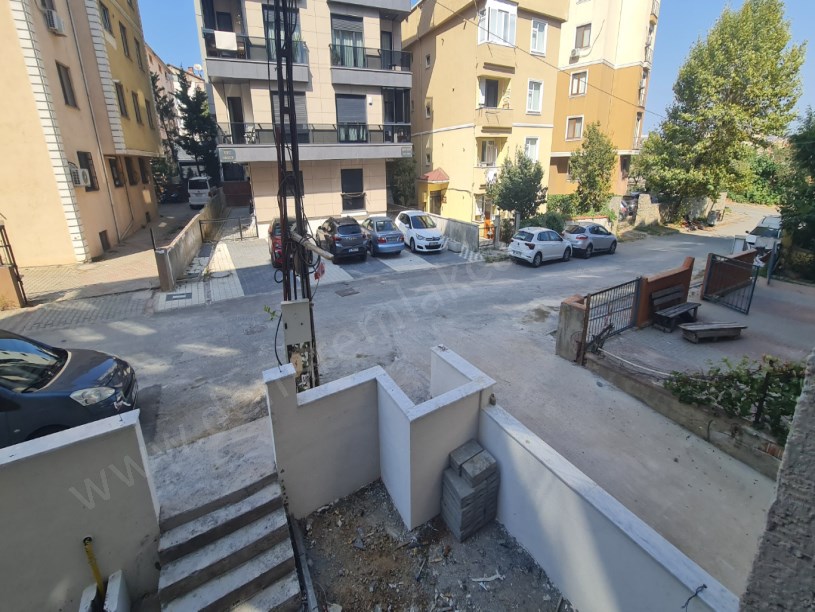 Kartal Çavuşoğlu Yasa Sk. No:8     2+1 Kiralık Daire