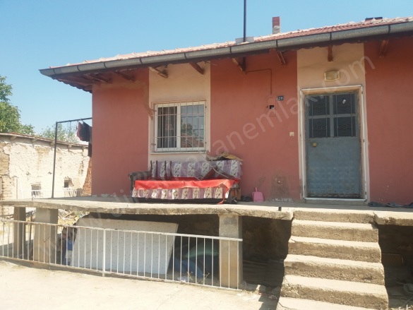 Otogar Mah. Dinar Satılık Müstakil Ev |  750M2 4.450.000Tl Resim-2