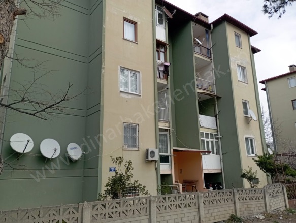 Emniyet Mah. Dinar Satılık Daire |  2+1 Oda | 80M2 2.200.000Tl | 4. Kat | Doğalgaz(Kombi) Resim-2