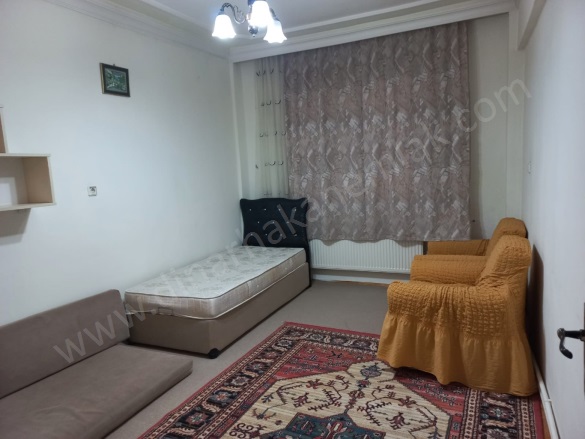 Adliye Mah. Dinar Satılık Daire |  3+1 Oda | 115M2 3.250.000Tl  Krediye Uygun  | 3. Kat | Doğalgaz(Kombi) | 1 Banyo | 1 Yatak Odası Resim-4
