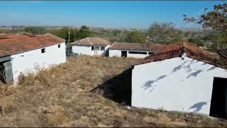 Kumköy Köyü Pehlivanköy Satılık Satılık Çiftlik |  1750M2 5.300.000Tl Resim-3