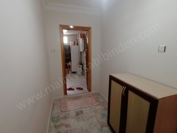 Aslanbey Mah. Battalgazi Satılık Daire |  3+1 Oda | 160M2 2.500.000Tl  Krediye Uygun  | 1. Kat | Doğalgaz(Kombi) | 1 Banyo | 2 Yatak Odası Resim-4