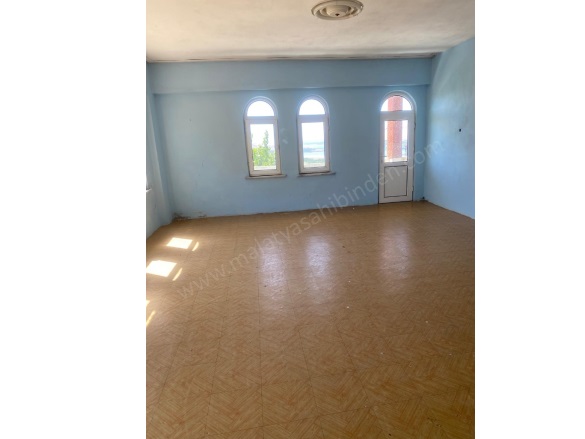 Sarıot Mah. Kale Kiralık Daire |  3+1 Oda | 150M2 Aylık 8.000Tl | Giriş + 1.Kat | Soba | 1 Banyo | 2 Yatak Odası Resim-3